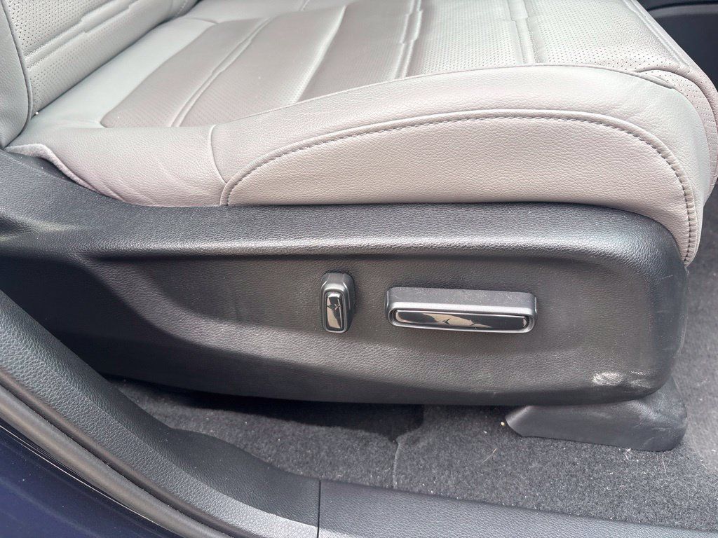 Used 2020 Honda CR-V EX-L image 28