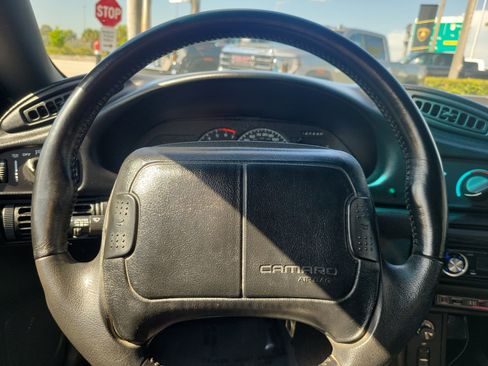 Used 1994 Chevrolet Camaro Z28 image 15