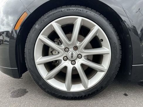 Used 2013 Lincoln MKZ FWD image 9