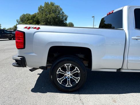 Used 2018 Chevrolet Silverado 1500 LT w/ All Star Edition image 33