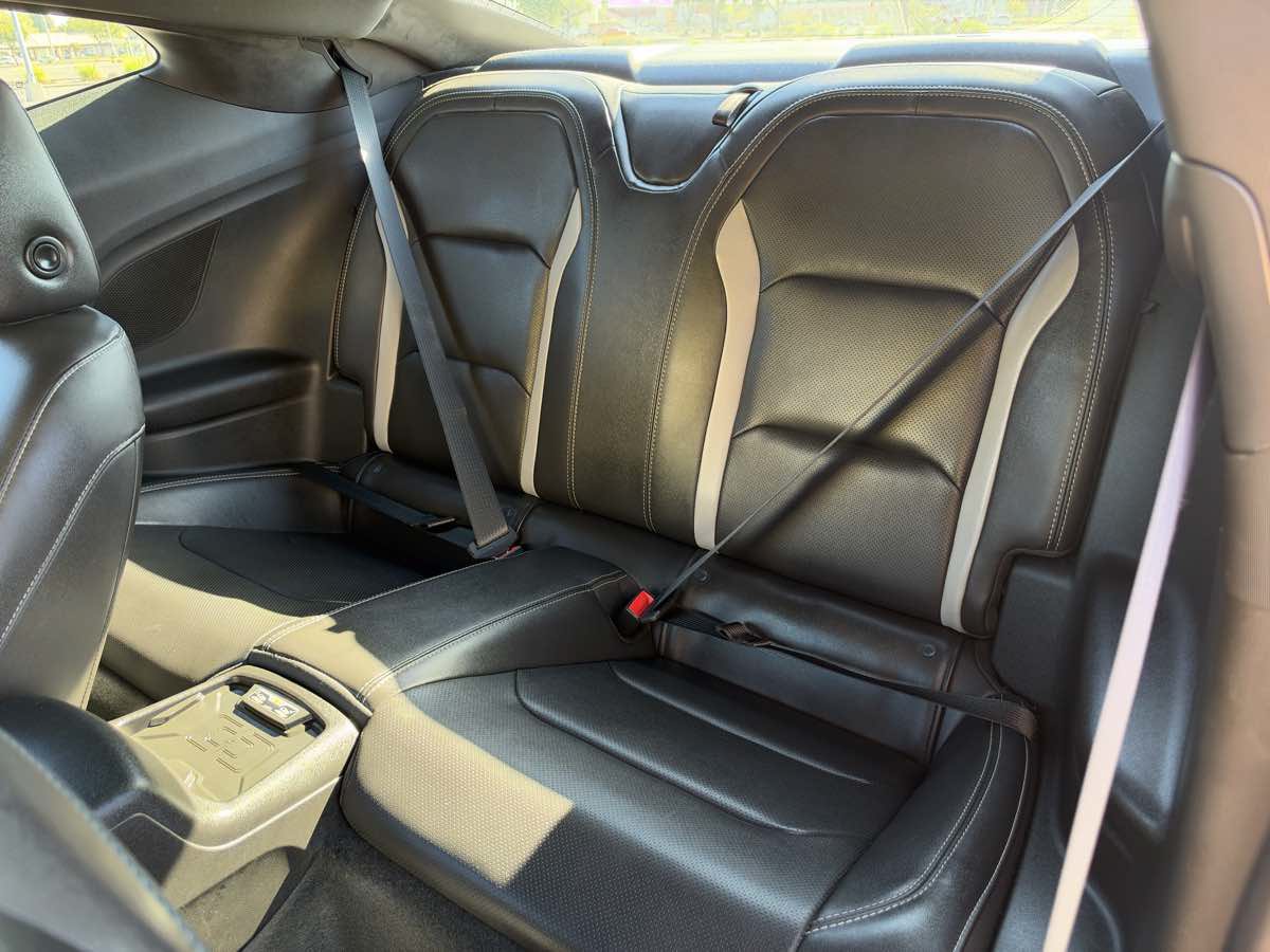 Used 2018 Chevrolet Camaro SS RWD image 24