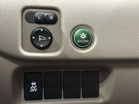 Used 2018 Honda Pilot EX-L image 17