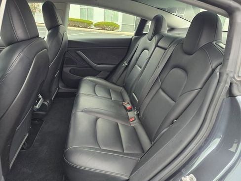 Used 2019 Tesla Model 3 Long Range image 33