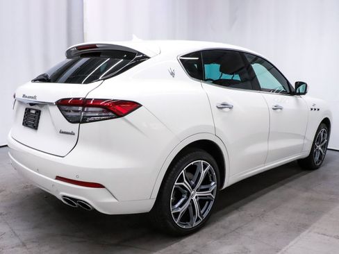 Used 2023 Maserati Levante GT image 6