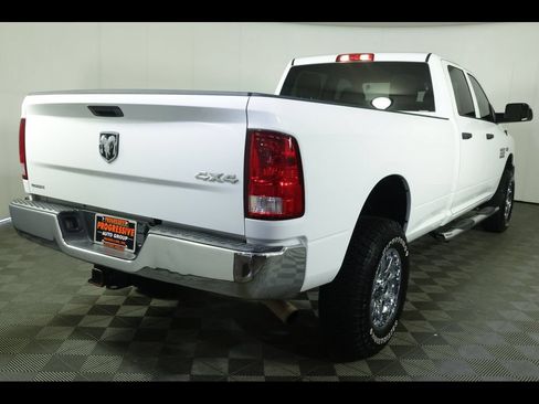 Used 2018 RAM 3500 Tradesman w/ Chrome Appearance Group AWD/4WD image 13
