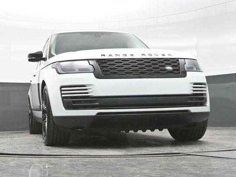 Used 2021 Land Rover Range Rover P525 Westminster Edition LWB AWD/4WD image 19
