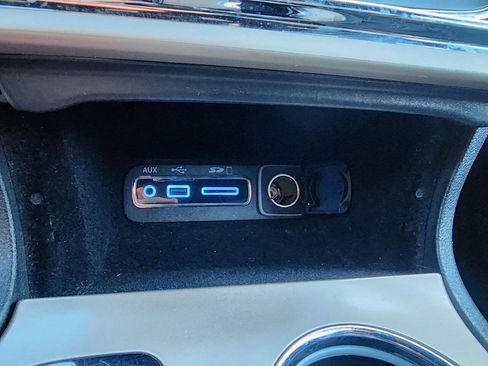 Used 2016 Jeep Grand Cherokee Limited w/ Luxury Group II image 35