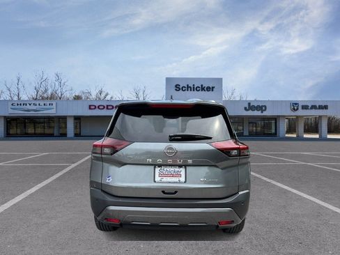 Used 2023 Nissan Rogue SL w/ SL Premium Package AWD/4WD image 4