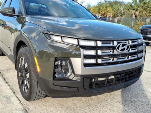 Used 2025 Hyundai Santa Cruz SEL image 9