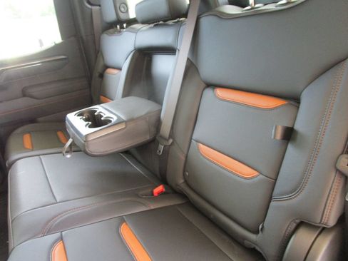 New 2026 GMC Sierra 1500 AT4 w/ AT4 Premium Package AWD/4WD image 29