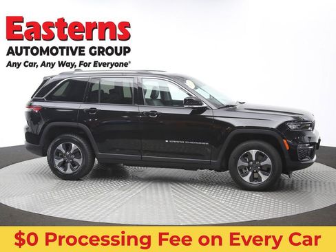 Used 2023 Jeep Grand Cherokee 4WD 4xe image 49