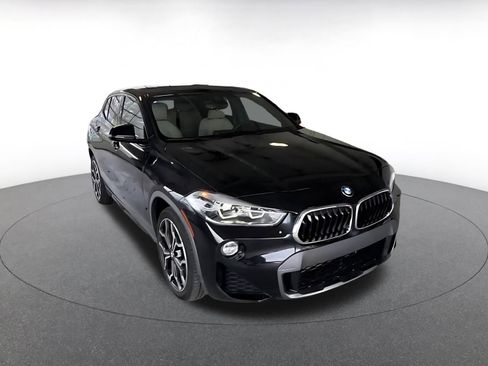 Used 2020 BMW X2 sDrive28i image 3