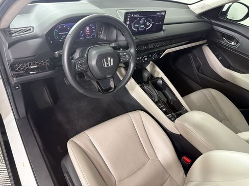 Used 2024 Honda Accord EX-L image 4