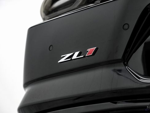 Used 2021 Chevrolet Camaro ZL1 image 31