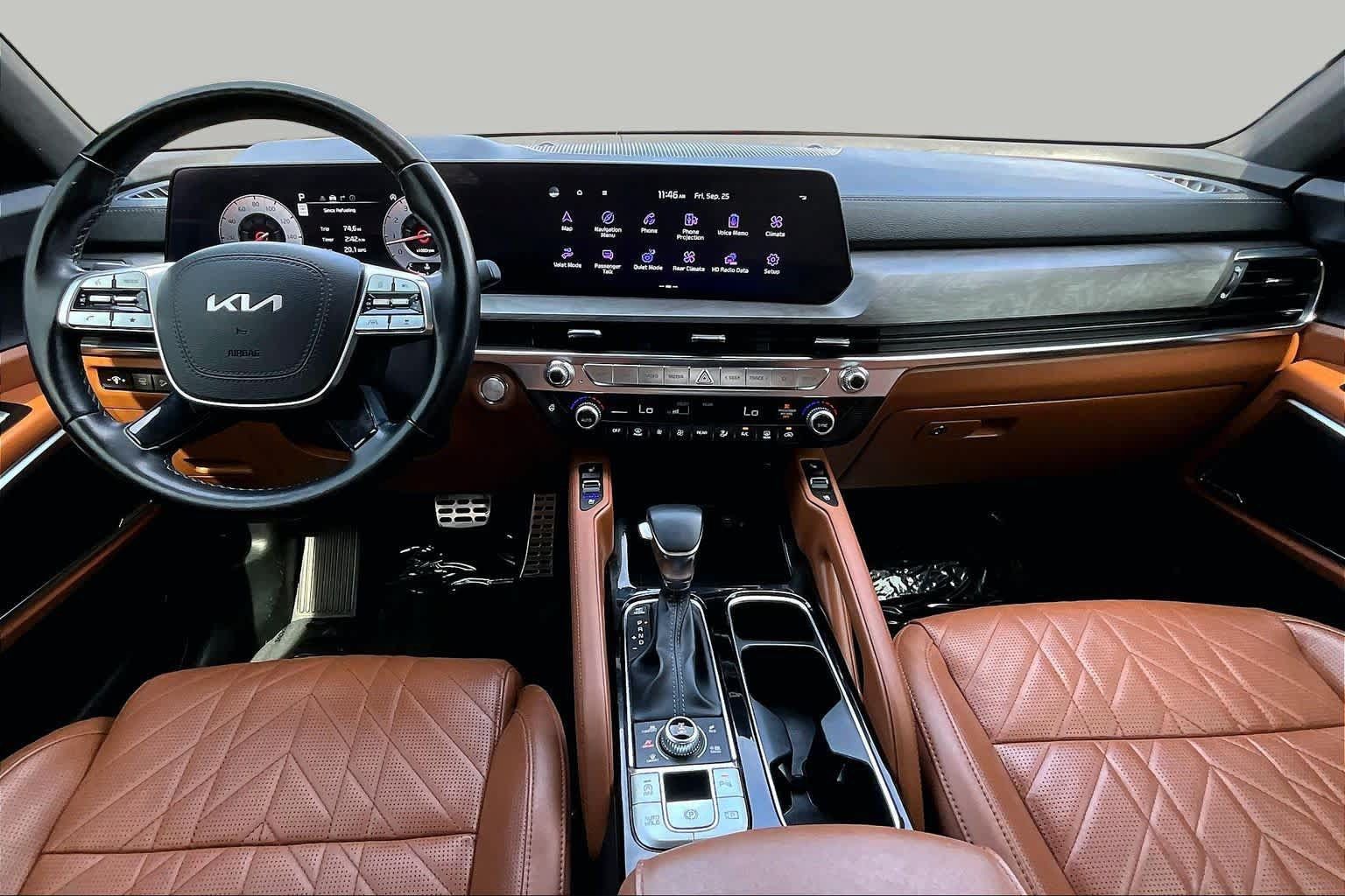 Used 2023 Kia Telluride SX Prestige X-Pro AWD/4WD image 16