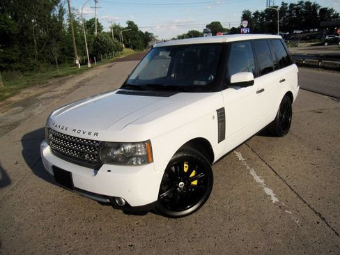 Used 2011 Land Rover Range Rover Supercharged AWD/4WD image 4