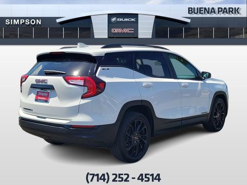 Used 2023 GMC Terrain SLE w/ Driver Convenience Package FWD image 8