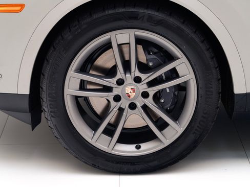 New 2026 Porsche Cayenne Coupe image 12