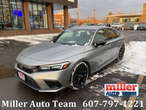 Used 2023 Honda Civic Sport image 1