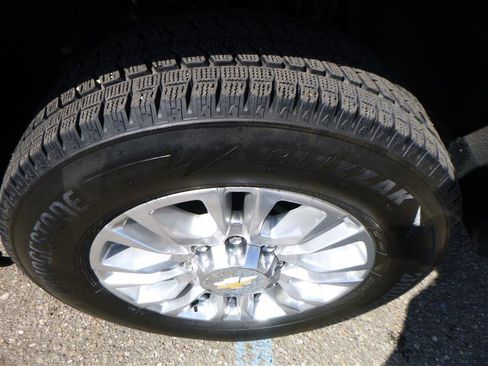 Used 2023 Chevrolet Silverado 2500 High Country image 28