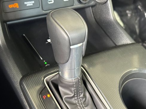 Certified 2025 Honda Civic Sport Touring image 17