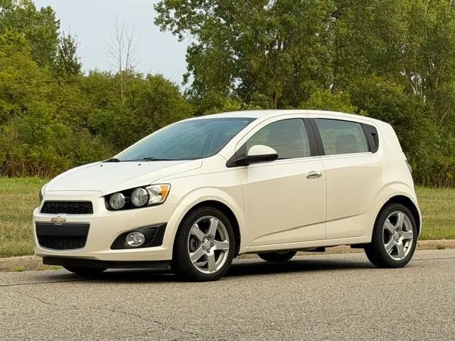 Used 2013 Chevrolet Sonic LTZ FWD image 27