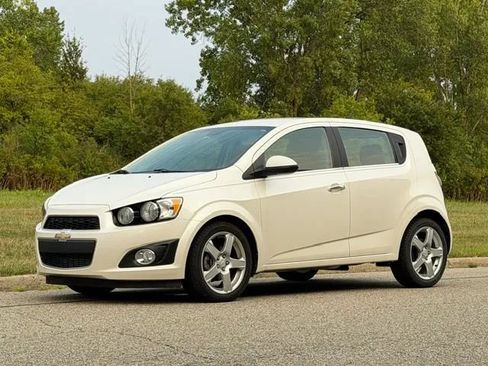 Used 2013 Chevrolet Sonic LTZ FWD image 27