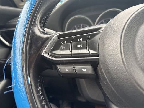 Used 2018 MAZDA MAZDA6 Touring image 11