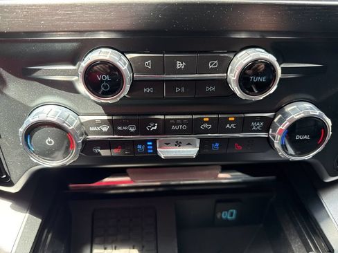 Certified 2023 Ford F350 Lariat w/ Chrome Package AWD/4WD image 24
