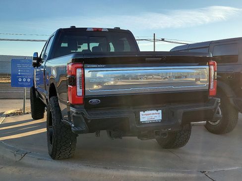 Used 2024 Ford F250 Limited image 3