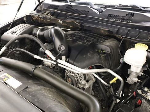 Used 2019 RAM 1500 Tradesman image 9