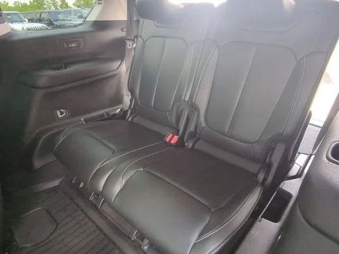 Certified 2021 Jeep Grand Cherokee L Limited AWD/4WD image 27