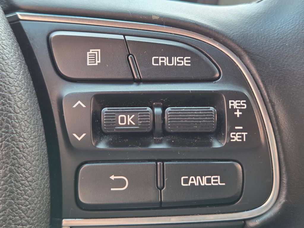 Used 2017 Kia Optima EX FWD image 16