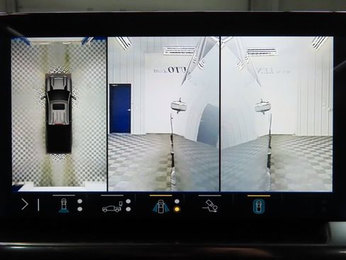 Used 2025 Chevrolet Silverado 2500 LTZ w/ Trail Boss Package image 23