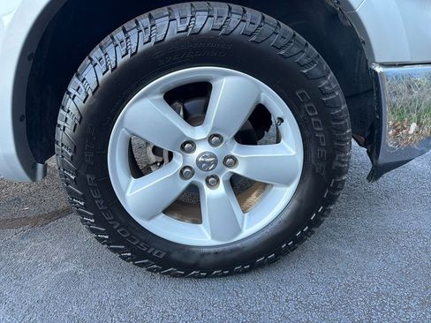 Used 2015 RAM 1500 Outdoorsman image 31