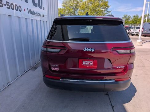 Used 2025 Jeep Grand Cherokee L Limited w/ Luxury Tech Group II AWD/4WD image 26