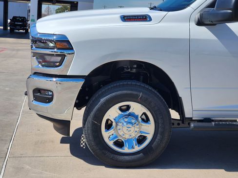 New 2026 RAM 2500 Tradesman image 10