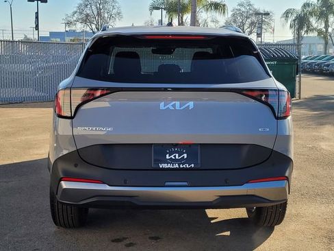 New 2026 Kia Sportage EX image 6