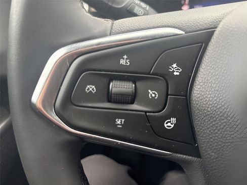 Used 2025 Chevrolet Trax ACTIV w/ Driver Confidence Package FWD image 24