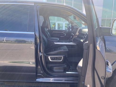 Used 2020 RAM 1500 Laramie AWD/4WD image 36