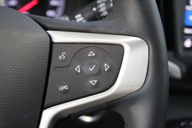 Used 2023 GMC Terrain SLT w/ LPO, Floor Liner Package AWD/4WD image 19
