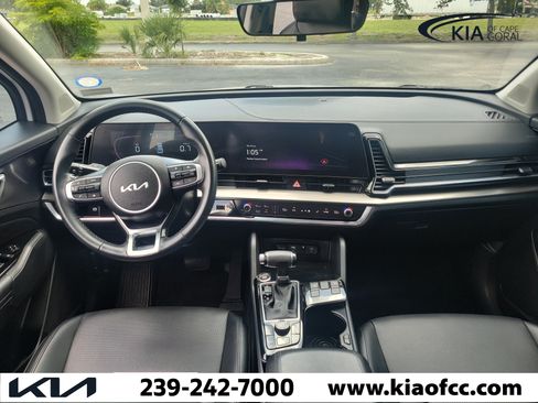 Certified 2025 Kia Sportage EX FWD image 18