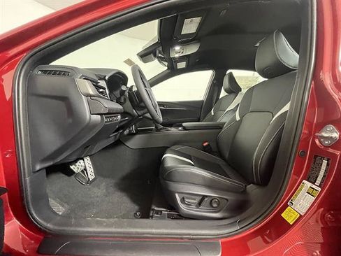 New 2026 Toyota Camry SE FWD image 9