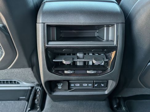 New 2026 Jeep Grand Cherokee Limited AWD/4WD image 25