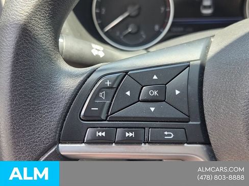 Used 2024 Nissan Sentra SV FWD image 29