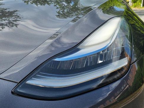 Used 2018 Tesla Model 3 Long Range AWD/4WD image 24