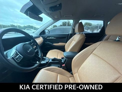 Used 2024 Kia Seltos EX FWD image 11