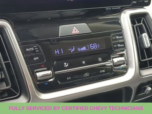 Used 2023 Kia Sorento X-Line EX image 30