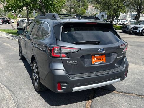 Used 2022 Subaru Outback Limited AWD/4WD image 11