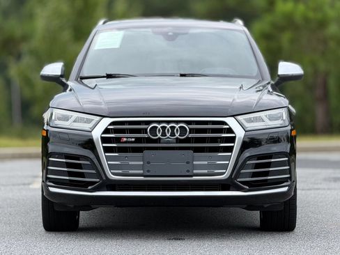 Used 2018 Audi SQ5 Prestige w/ Prestige Package AWD/4WD image 3